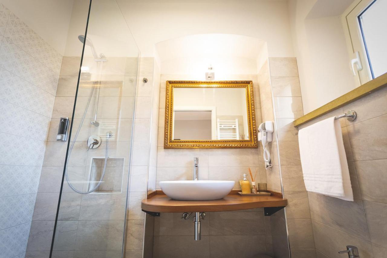 Piazza Duomo Deluxe Guest house Cecina (Livorno)