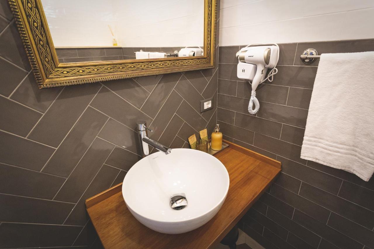 Piazza Duomo Deluxe Guest house Cecina (Livorno)