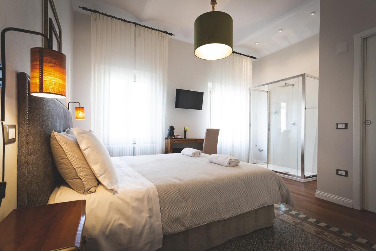 Guest house Piazza Duomo Deluxe Cecina (Livorno)